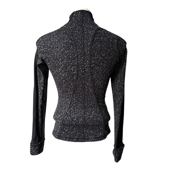 Lululemon Run Briskly 1/2 Zip Top Jacquard Black White Thumbhole, Sz 4 - Picture 5 of 15